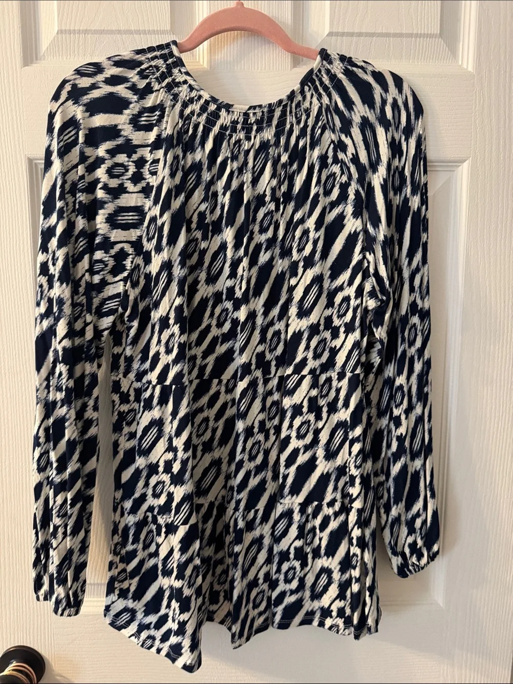 Wonderly Blouse (Blue) - Picture 4 of 4